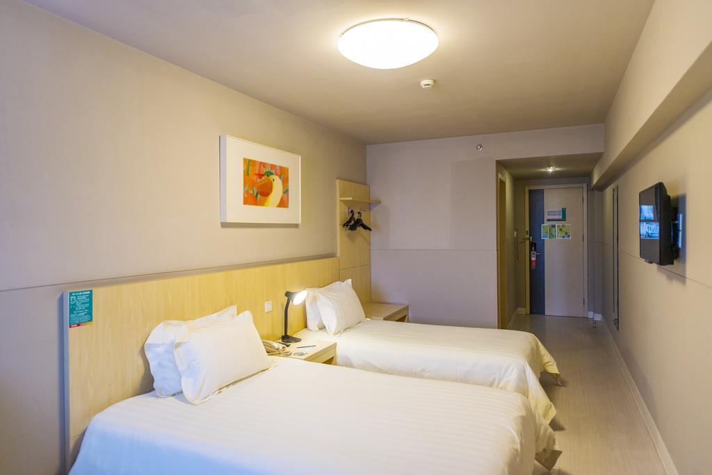 Jinjiang Inn - Shanghai Everbright Convention & Exhibition Center Buitenkant foto