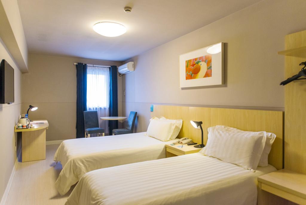 Jinjiang Inn - Shanghai Everbright Convention & Exhibition Center Buitenkant foto